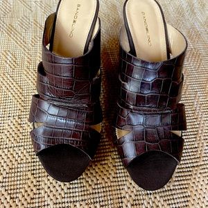 Slip-on Brown Bandolino shoes